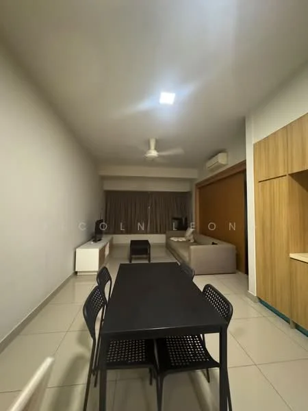Living features: white painted walls, tile flooring, 5-blade ceiling fan, recessed downlights, sofa in beige, dining table with black chairs, window with curtains, air conditioning unit; style: modern.