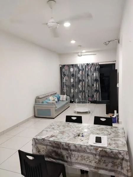Living features: white painted walls, tile flooring, 5-blade ceiling fan with light, sofa with cushions in blue and white, coffee table, dining table with chairs, curtains with geometric pattern, sliding glass door leading to balcony; style: modern.