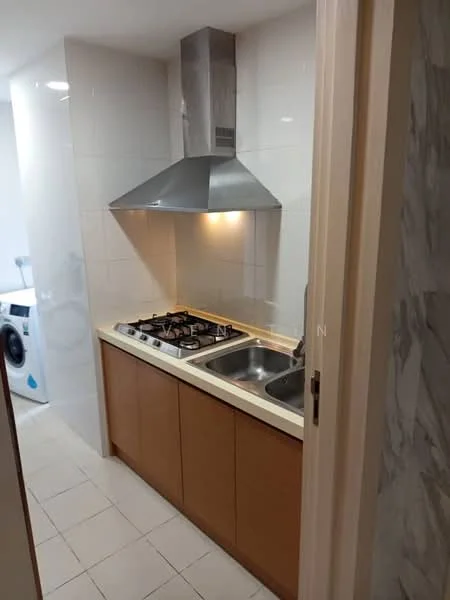 Kitchen features: stainless-steel range hood, 4-burner gas hob, double-bowl stainless-steel sink, wood cabinetry, white tiled backsplash, white tiled walls, light-colored countertop, ceramic tile flooring, recessed lighting; style: modern. Laundry features: front-load washing machine.