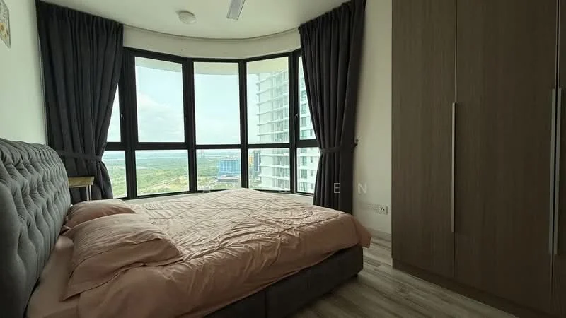 Bedroom features: king-size bed with upholstered headboard, pink bedding, floor-to-ceiling windows, curtains in dark grey, wooden flooring, built-in wardrobe with sliding doors, recessed ceiling lights, ceiling fan; style: modern; view: city.