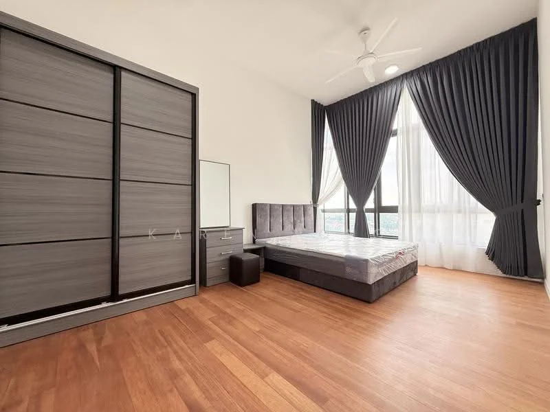 Bedroom features: queen-size bed, upholstered headboard, wooden flooring, floor-to-ceiling windows, blackout curtains, sheer curtains, built-in wardrobe with sliding doors, nightstand, mirror, ceiling fan; style: modern; view: city.