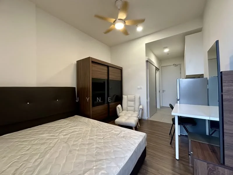 Bedroom features: king-size bed, upholstered headboard, wooden wardrobe with sliding doors, study desk with chair, white leather armchair, laminate flooring, ceiling fan, recessed lighting, white painted walls; style: modern.
