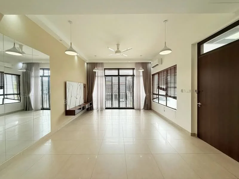 Living features: white painted walls, cream accent wall, glossy tile flooring, 5-blade ceiling fan with light, recessed downlights, floor-to-ceiling windows, sliding glass door, sheer curtains, built-in TV console, mirror wall, curtains, air conditioning unit; style: modern.
