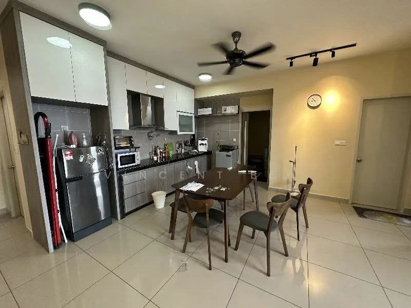 Kitchen features: white cabinetry with flat-panel doors, stainless-steel fridge, built-in oven, freestanding range oven, stainless-steel sink, chrome pull-down faucet, grey tiled backsplash, grey countertop, 4-burner gas hob, pendant lighting, ceiling fan, dining table with 4 chairs, tile flooring, wall-mounted microwave; style: modern. Room features: light beige painted walls, recessed downlights, clock on wall, doorway leading to hallway.