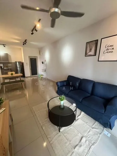 Living features: 3-seater fabric sofa in navy blue, round coffee table with black finish, area rug, wall-mounted TV, recessed LED downlights, ceiling fan, decorative wall art, open shelving unit, tile flooring, neutral painted walls; style: modern.