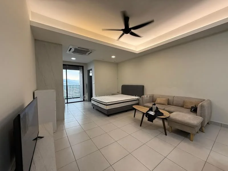 Living features: grey fabric sofa, round coffee table, queen-size bed, ceiling fan, wall-mounted TV, marble accent wall, floor-to-ceiling windows, sliding glass door, tile flooring, recessed lighting, neutral painted walls; style: modern; view: city.