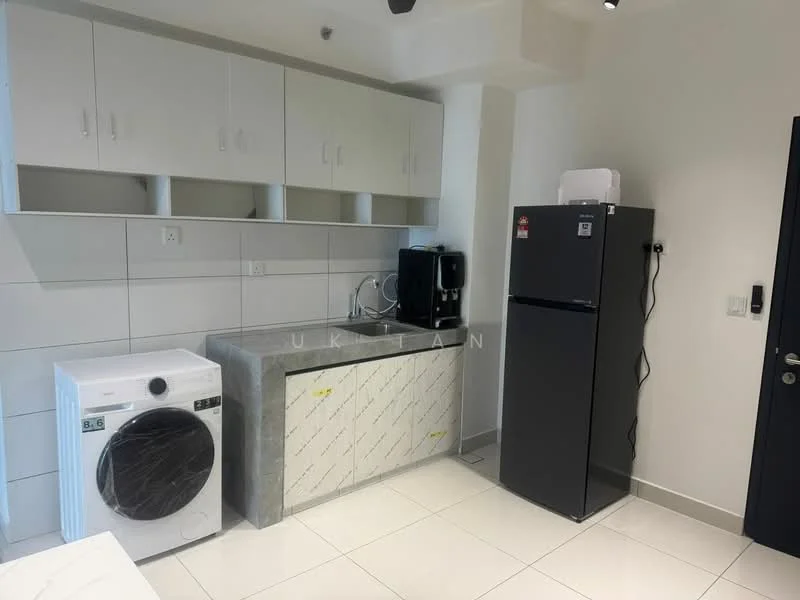 Kitchen features: white shaker cabinets, grey countertop, stainless-steel fridge, front-load washing machine, white tiled backsplash, ceramic tile flooring, recessed downlights, single-bowl stainless-steel sink, chrome pull-down faucet; style: modern.