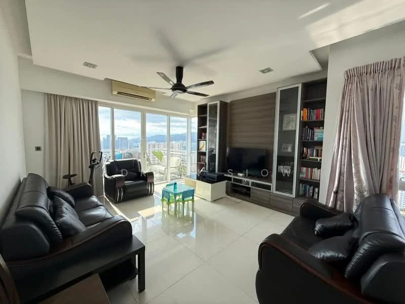 Living features: 3-seater leather sofa in black, 2-seater leather sofa in black, coffee table in glass and wood, TV console with storage, wall-mounted TV, bookshelf with books, floor-to-ceiling windows, curtains in light fabric, ceiling fan with light, air conditioning unit, tile flooring in white, decorative plants, exercise bike; style: modern; view: city.