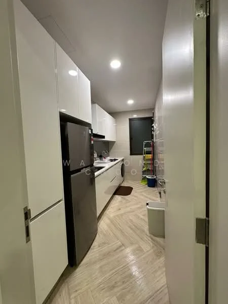 Kitchen features: white glossy cabinetry, black countertop, stainless-steel fridge, built-in oven, ceramic cooktop, single-bowl stainless-steel sink, chrome pull-down faucet, tile backsplash, recessed LED downlights, wood-look tile flooring, window with black frame, open shelving, kitchen island, dishwasher; style: modern.