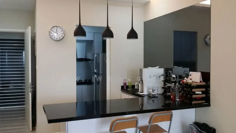 Kitchen features: black granite countertop, white cabinetry, stainless-steel fridge, built-in oven, 4-burner gas hob, black pendant lights, wine rack, bar stools, wall-mounted clock, mirror backsplash; style: modern.