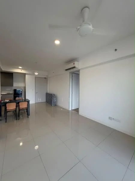 Living features: white painted walls, glossy ceramic tile flooring, 5-blade ceiling fan with light, recessed downlights, dining table with four chairs, air conditioning unit, open layout, neutral color scheme; style: modern.