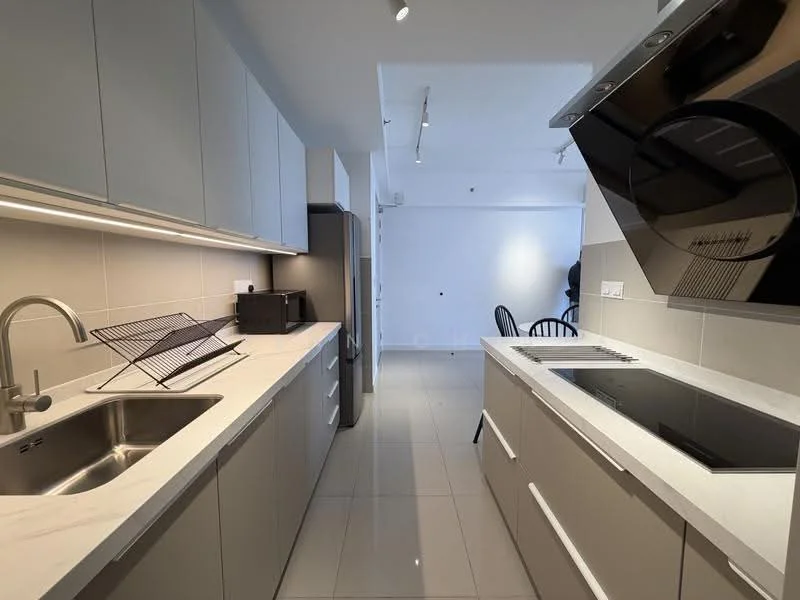 Kitchen features: single-bowl stainless-steel sink, chrome pull-down faucet, white shaker cabinets, marble countertop, built-in induction hob, built-in oven, stainless-steel fridge, tile backsplash, recessed LED downlights, white painted walls, polished ceramic tile flooring, open shelving, dish rack, black microwave; style: modern.