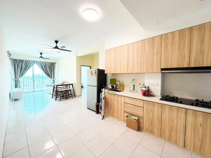 Kitchen features: white walls, glossy tile flooring, wooden cabinetry, stainless-steel fridge, built-in gas stove, exhaust hood, countertop with sink, open shelving, kitchen island, 5-blade ceiling fan, floor-to-ceiling windows, curtains, dining table with chairs; style: modern; view: city.