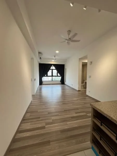 Living features: laminate flooring, white painted walls, 5-blade ceiling fan with light, floor-to-ceiling windows, blackout curtains, recessed downlights, open layout, neutral color scheme; style: modern; view: city.