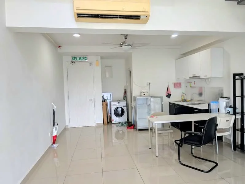 Room features: white painted walls, glossy tile flooring, 5-blade ceiling fan with light, wall-mounted split AC, dining table with chairs, black kitchen cabinets, white countertop, built-in oven, washing machine, refrigerator, kettle, sink, open shelving, door leading to hallway; style: modern.