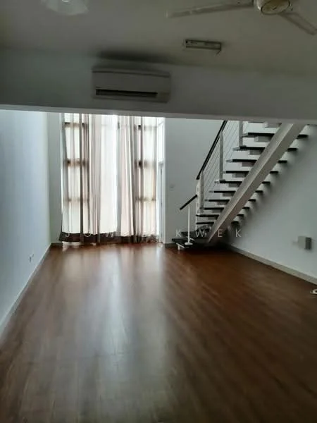 Living features: laminate flooring, white painted walls, 5-blade ceiling fan, 1 wall-mounted split AC, large windows with sheer curtains, staircase with metal railing, open layout, natural light from windows; style: modern.