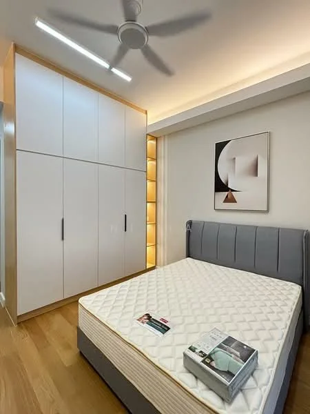 Bedroom features: queen-size bed, upholstered headboard, built-in wardrobe with white doors, wooden flooring, ceiling fan, recessed lighting, decorative artwork on wall, nightstand with magazines; style: modern.