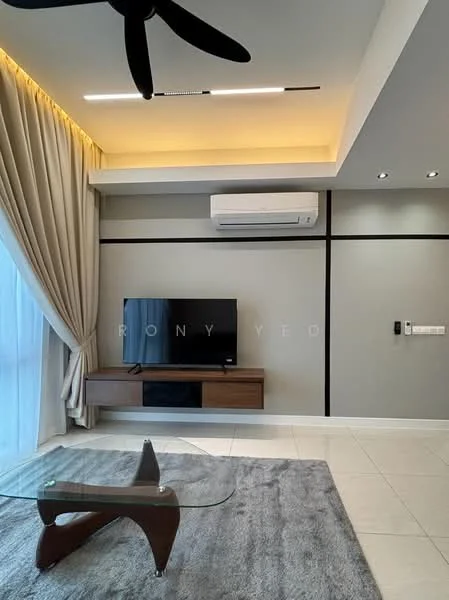 Living features: grey painted walls, white ceiling with recessed lighting, 5-blade ceiling fan, wall-mounted TV, wooden TV console, glass coffee table, area rug with geometric pattern, floor-to-ceiling windows with sheer curtains, air conditioning unit; style: modern.