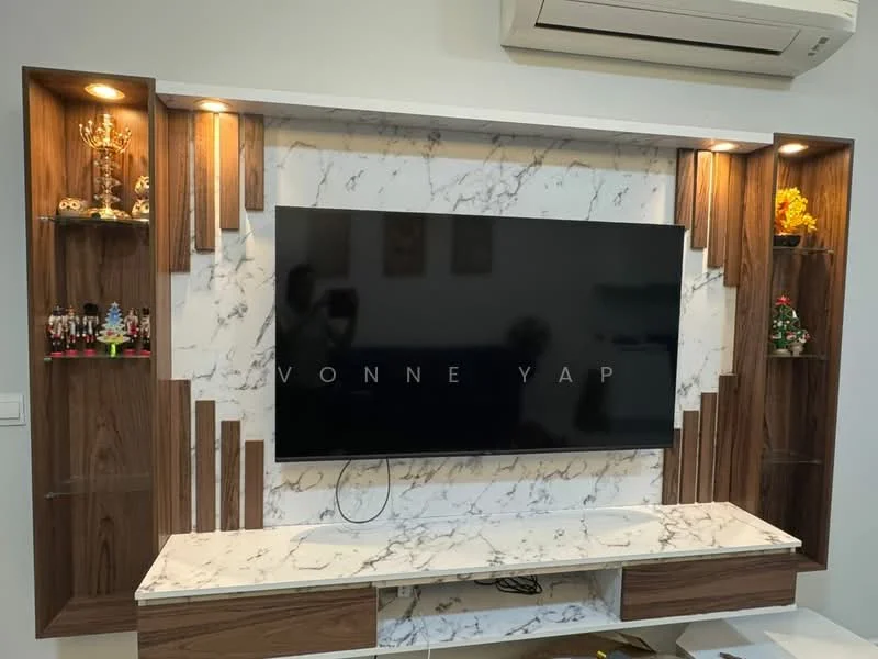 Living features: wall-mounted TV, marble feature wall, wood cabinetry, built-in shelves, decorative lighting, air conditioning unit, neutral wall color, decorative figurines; style: modern.