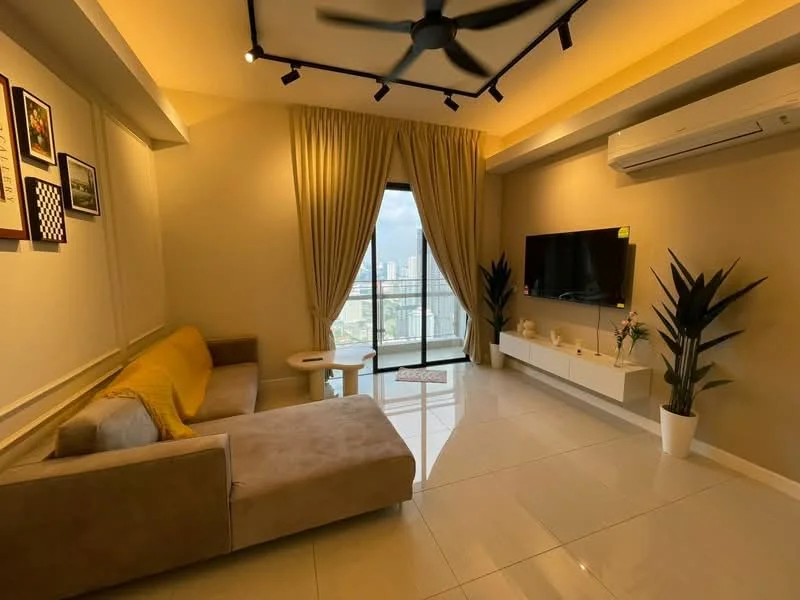 Living features: 3-seater fabric sofa in beige, yellow throw pillow, white coffee table, wall-mounted TV, TV console, floor-to-ceiling windows, curtains in beige, recessed downlights, ceiling fan, decorative plants in pots, light-colored walls, glossy tile flooring; style: modern; view: city.