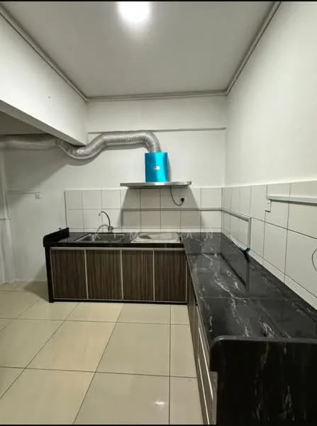 Kitchen features: single-bowl stainless-steel sink, chrome pull-down faucet, black marble countertop, wood cabinetry with dark finish, white tiled backsplash, white tiled walls, cream ceramic tile flooring, exposed ducting, wall-mounted water tank; style: modern.