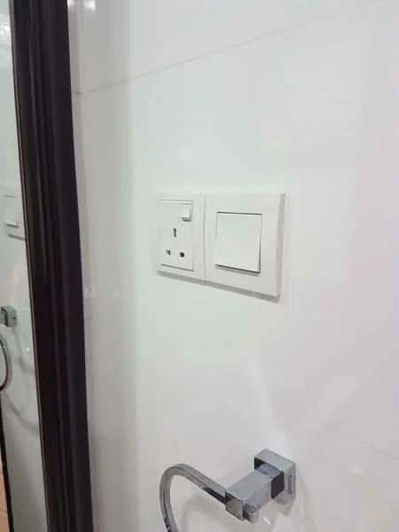 Room features: white tiled walls, chrome faucet, electrical outlet, light switch.