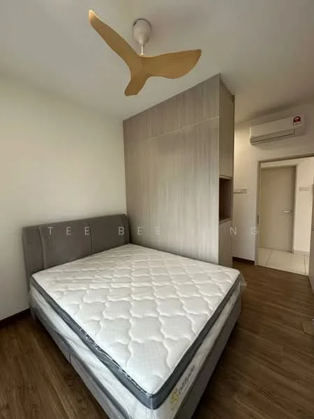 Bedroom features: queen-size bed, upholstered headboard, wooden flooring, white painted walls, ceiling fan with wooden blades, built-in wardrobe, air conditioning unit, window with natural light; style: modern.