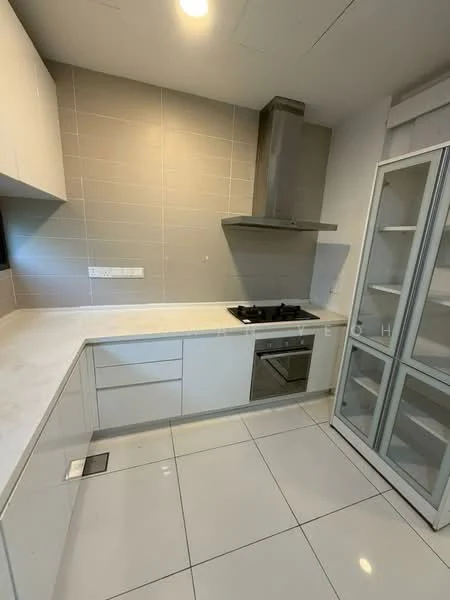 Kitchen features: white cabinetry, marble countertop, stainless-steel gas hob, built-in oven, stainless-steel range hood, ceramic tile flooring, grey tiled backsplash, refrigerator with glass door, under-cabinet lighting, single-bowl stainless-steel sink; style: modern.