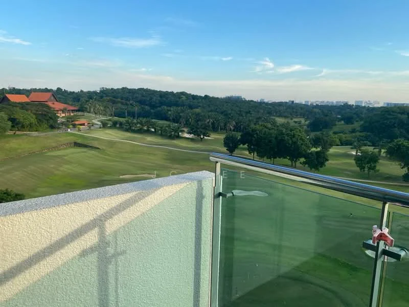 Room view: golf course.