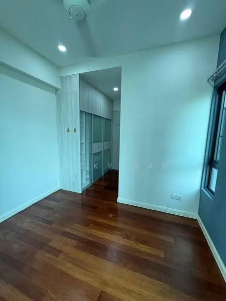 Room features: wooden flooring, white painted walls, recessed downlights, built-in wardrobe, sliding mirror wardrobe, corner window, ceiling fan; style: modern.