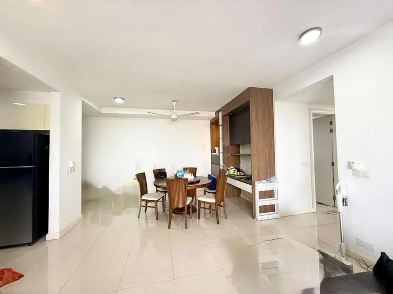 Living features: white painted walls, glossy tile flooring, 5-blade ceiling fan with light, round dining table, 4 wooden dining chairs, built-in cabinetry, black fridge, open layout, recessed ceiling lights; style: modern.