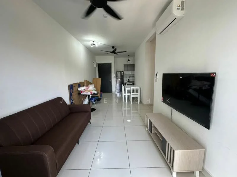Living features: 3-seater fabric sofa in brown, white tiled flooring, wall-mounted TV, TV console in light wood, ceiling fan, air conditioning unit, dining table with white chairs, open layout to kitchen, neutral painted walls; style: modern.