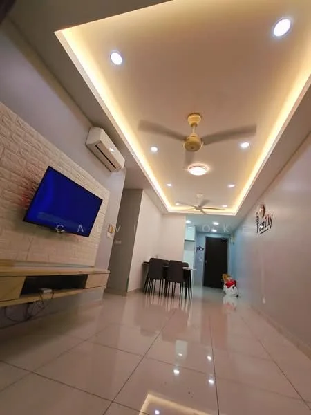 Living features: white painted walls, glossy tile flooring, tray ceiling with recessed lighting, 5-blade ceiling fan with light, wall-mounted TV, wooden TV console, open layout to dining area, air conditioning unit, decorative wall with stone cladding, dining table with chairs visible in background; style: modern.