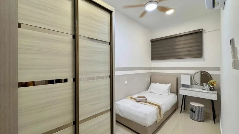 Bedroom features: single bed with white bedding, upholstered headboard, built-in wardrobe with sliding doors, study desk with mirror, decorative vase on desk, ceiling fan, window with roller blinds, light-colored wall with horizontal stripes, tile flooring; style: modern.