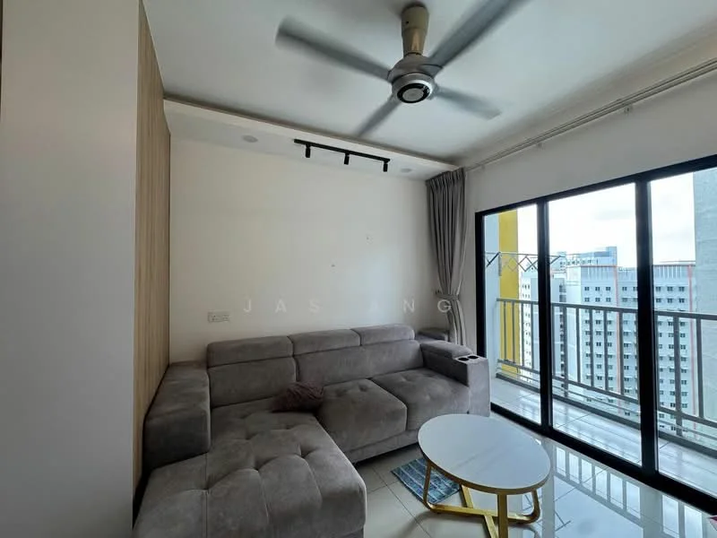 Living features: 3-seater fabric sofa in grey, coffee table with round top, ceiling fan, floor-to-ceiling windows, curtains, light-colored walls, tile flooring, wall-mounted light fixture; style: modern; view: city.