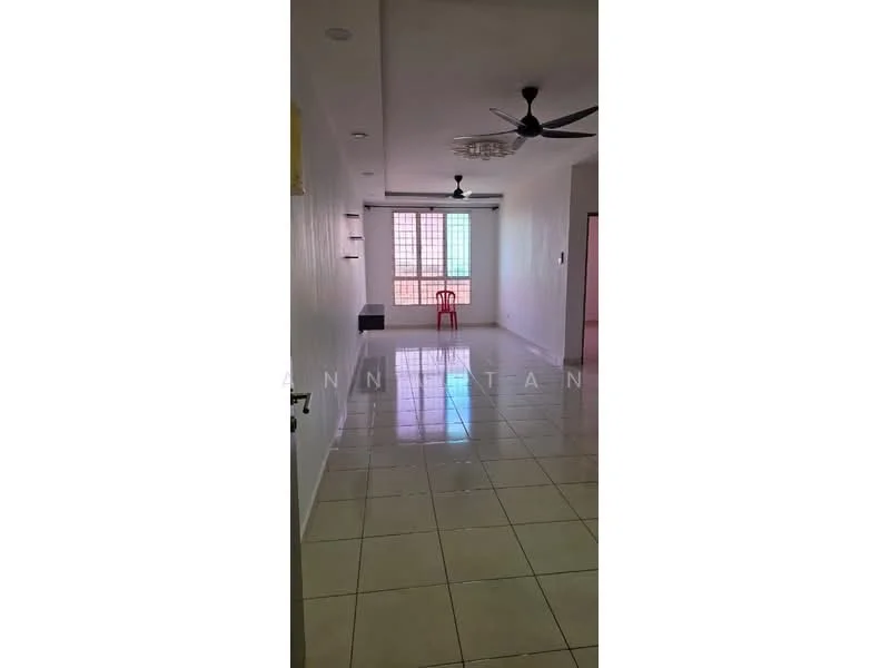 Trifolis, Bandar Bukit Tinggi 2, Klang — view 2 of 5 in Trifolis Apartment — for Rent