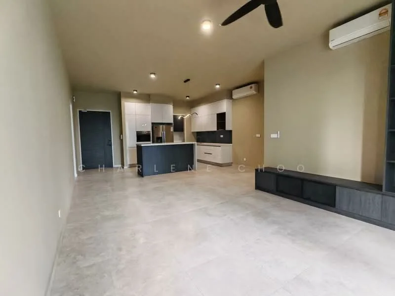Living features: grey tiled flooring, cream painted walls, recessed downlights, 5-blade ceiling fan, wall-mounted air conditioning unit, built-in shelving unit, open kitchen layout, kitchen island with seating, stainless-steel fridge, built-in oven, black cabinetry, white cabinetry, countertop with backsplash; style: modern.