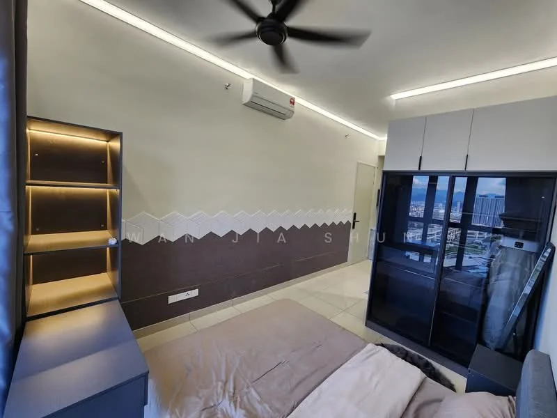 Bedroom features: king-size bed, upholstered headboard, 2 bedside lamps, built-in wardrobe with sliding doors, wall-mounted TV, ceiling fan with light, air conditioning unit, white painted walls, tile flooring, decorative wall paneling, window with city view; style: modern; view: city.