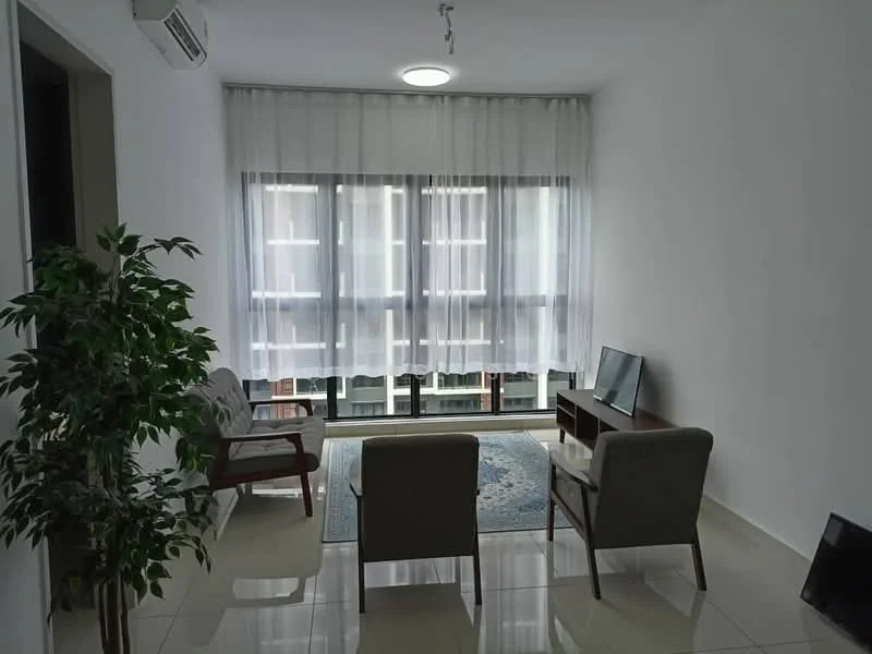 Living features: white painted walls, glossy tile flooring, floor-to-ceiling windows, sheer curtains, 2-seater fabric sofa in grey, 2 armchairs, coffee table, TV console, area rug with geometric pattern, 1 wall-mounted split AC, recessed downlights; style: modern.