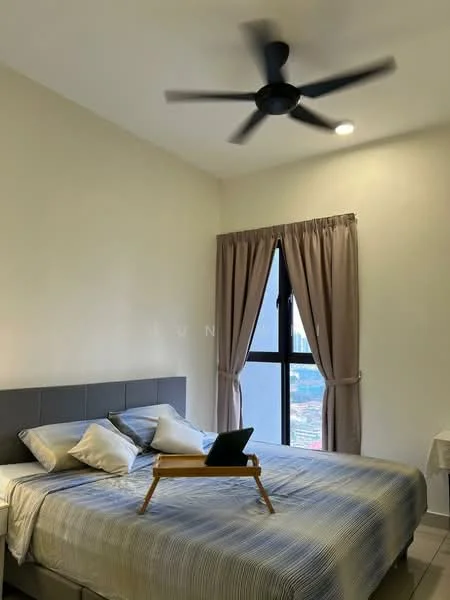 Bedroom features: king-size bed, upholstered headboard, bedside lamps, light grey bedding, 5-blade ceiling fan with light, floor-to-ceiling window, curtains in beige, decorative throw pillows, wooden tray on bed; style: modern; view: city.