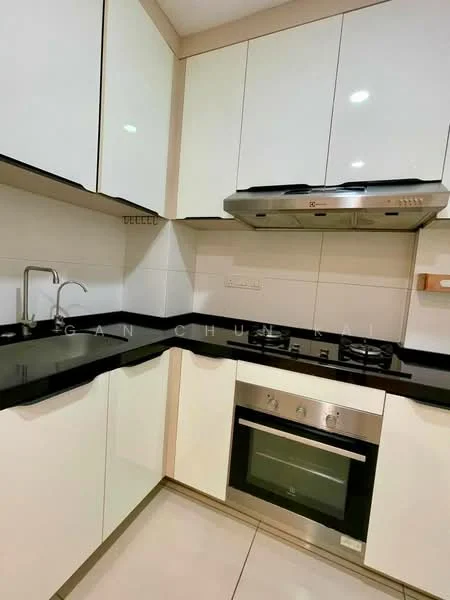 Kitchen features: white high-gloss cabinetry, black granite countertop, stainless-steel built-in oven, stainless-steel gas hob with three burners, stainless-steel range hood, double-bowl stainless-steel sink, chrome pull-down faucet, white tiled backsplash, ceramic tile flooring, recessed downlights; style: modern.