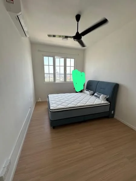 Bedroom features: queen-size bed, upholstered headboard, 2 bedside pillows, ceiling fan, 1 wall-mounted split AC, white painted walls, laminate flooring, floor-to-ceiling windows; style: modern; view: city.