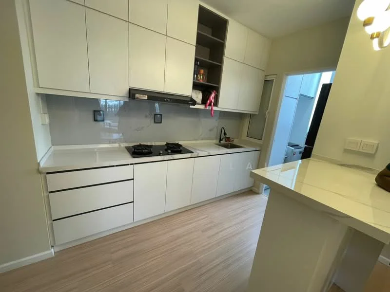 Kitchen features: white cabinetry with flat-panel doors, marble backsplash, stainless-steel gas hob, built-in oven, single-bowl stainless-steel sink, chrome pull-down faucet, countertop with overhang for seating, light wood flooring, recessed downlights, open shelving, wall-mounted cabinets, kitchen appliances visible; style: modern.