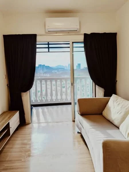 Living features: sofa in beige fabric, wooden TV console, floor-to-ceiling sliding glass door, blackout curtains, wooden flooring, wall-mounted split AC, decorative railing, city skyline view; style: modern; view: city.