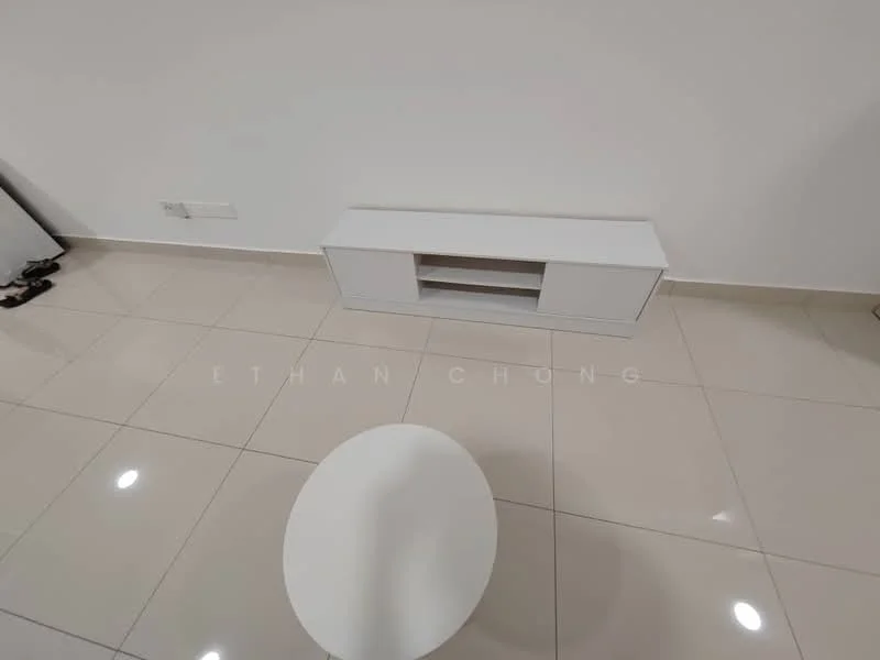 Room features: white TV console, glossy surface, floor tiles in light beige, round white coffee table, recessed lighting, neutral wall color; style: modern.