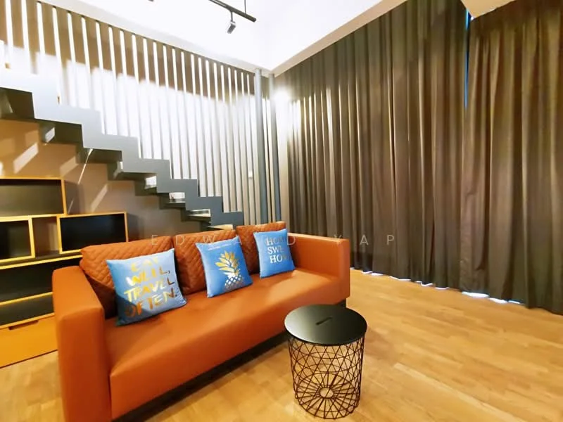 Living features: orange fabric sofa, decorative cushions with travel-themed prints, black metal side table, wooden flooring, floor-to-ceiling curtains in dark grey, staircase with wooden steps and vertical slats, TV console in light wood, wall-mounted TV, recessed lighting, open space layout; style: modern.