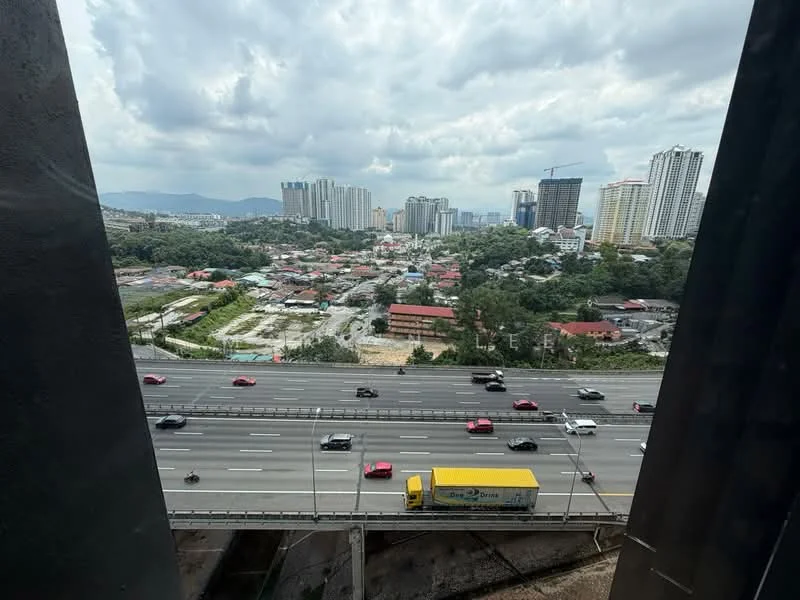 Exterior features: city skyline view, highway visible, urban landscape, mixed residential and commercial buildings, cloudy sky, greenery in the foreground; style: modern.