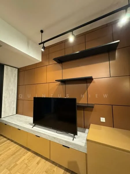 Living features: wooden flooring, brown accent wall with paneling, grey stone countertop, black floating shelves, wall-mounted TV, recessed lighting, built-in cabinetry, cable management system; style: modern.