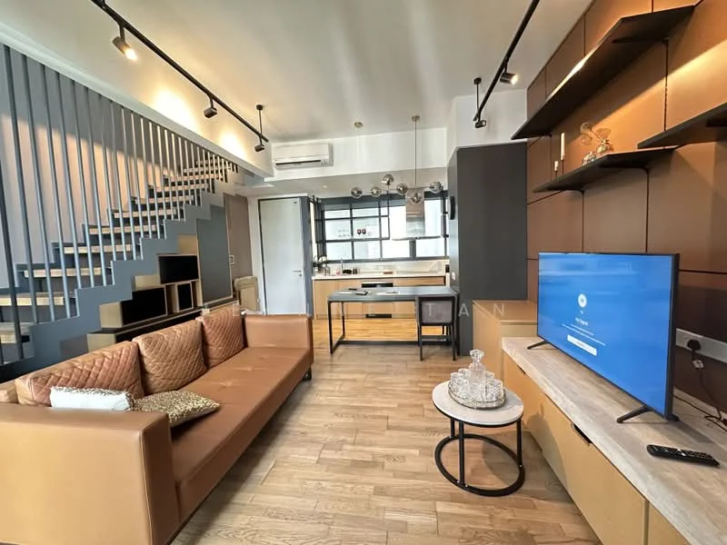 Living features: 3-seater leather sofa in brown, coffee table, wall-mounted TV, TV console, wooden flooring, recessed downlights, open shelving, decorative wall paneling, air conditioning unit, large window with city view, staircase with wooden steps, pendant lighting; style: modern; view: city. Kitchen features: kitchen island, stainless-steel sink, chrome pull-down faucet, built-in oven, freestanding range oven, microwave, wood cabinetry, countertop with bar seating, open shelving, recessed downlights; style: modern.