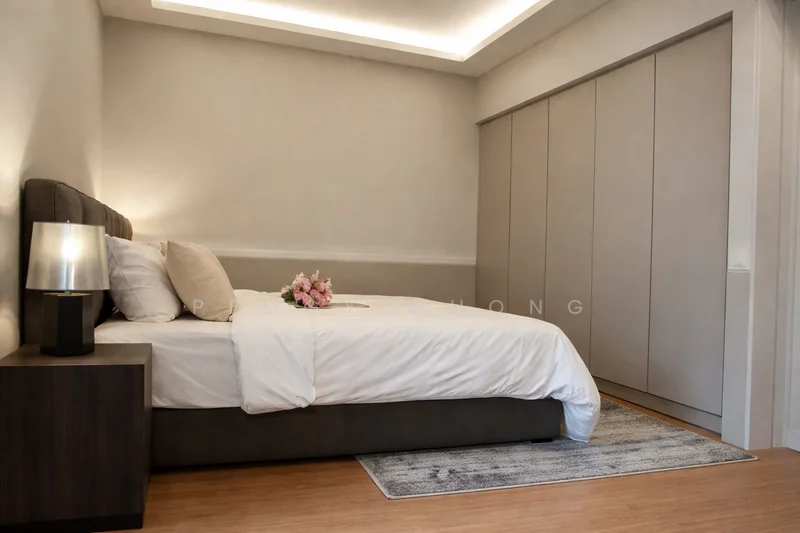 Bedroom features: queen-size bed with white bedding, upholstered headboard, nightstand with lamp, built-in wardrobe with sliding doors, wooden flooring, area rug with geometric pattern, recessed ceiling lighting, decorative flowers on the bed; style: modern.